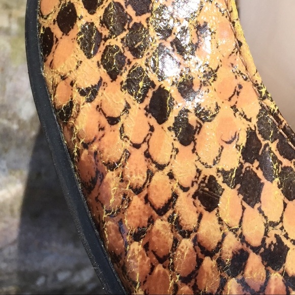 Guess Snakeskin Peep Toe Pumps 7.5 Animal Print Classic Heels - Picture 5 of 8